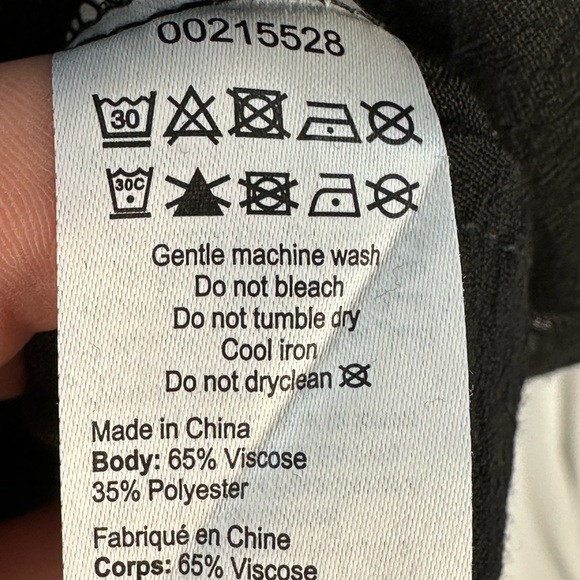 Avenue Short Sleeve V Neck Mylah Layer Tunic Blouse - Black - size 18 - Picture 6 of 8